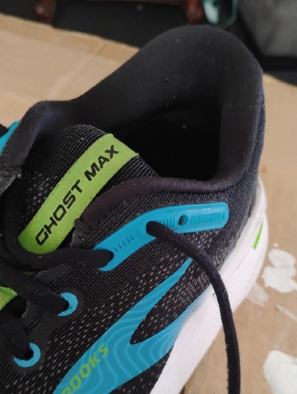 Brooks Ghost Max - Picture 3 of 11